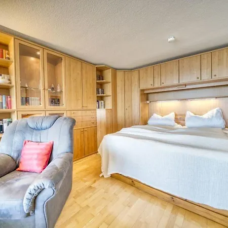 - Haus G, App 0g0906 Appartement